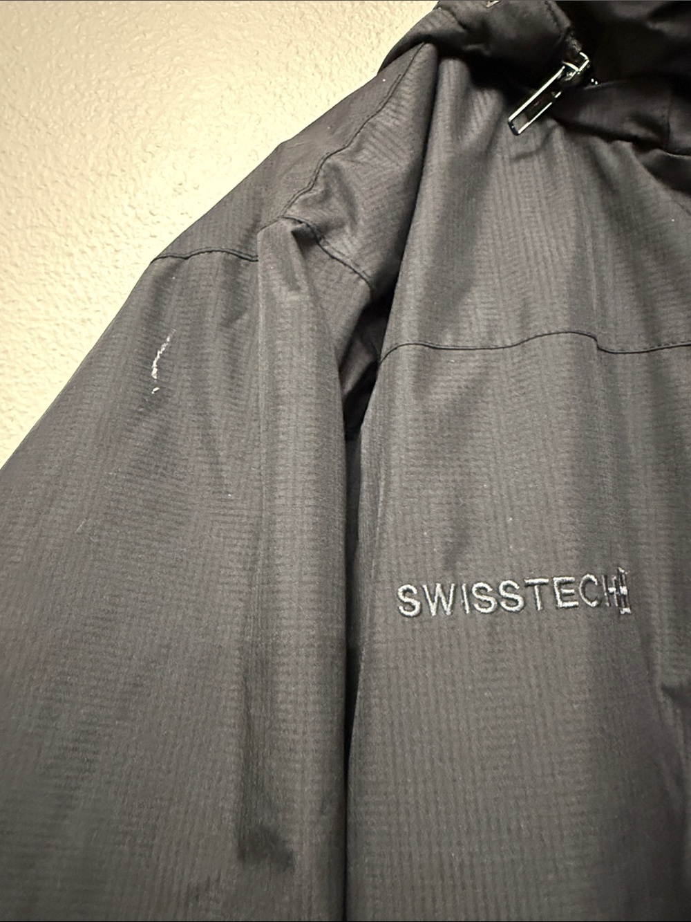 Swiss Tech Snow Jacket - Picture 6 of 13